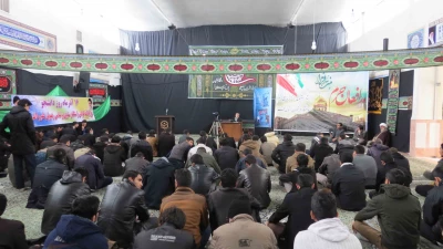 تشییع شهید مدافع حرم در مراسم روز دانشجوپردیس آیت الله طالقانی دانشگاه فرهنگیان