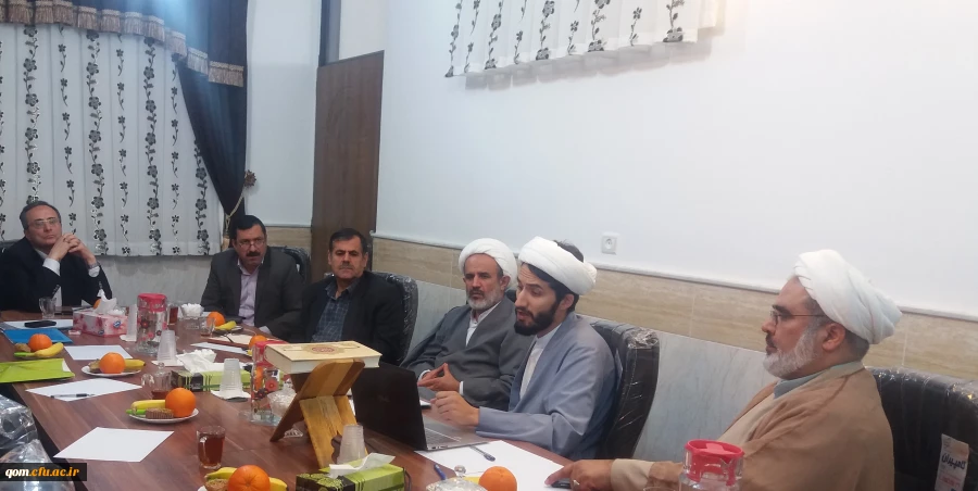 بازدید سرپرست محترم و برخی معاونان دانشگاه از پژوهشکده تعلیم و تربیت اسلامی