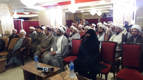 نخستین دوره آموزشی و مهارتی ائمه محترم جماعات پردیس ها و مراکز دانشگاه فرهنگیان سراسر کشور در قم