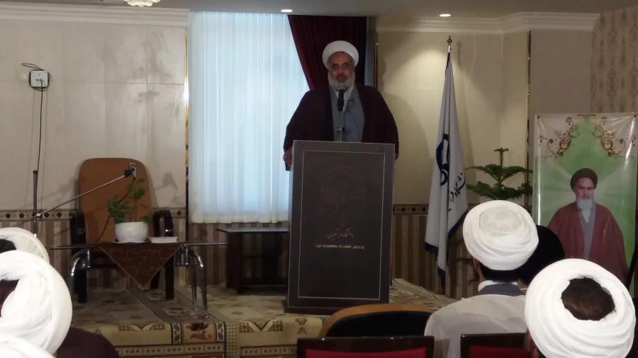 نخستین دوره آموزشی و مهارتی ائمه محترم جماعات پردیس ها و مراکز دانشگاه فرهنگیان سراسر کشور در قم