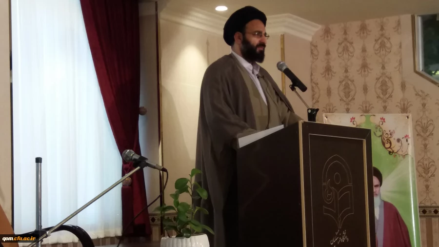 نخستین دوره آموزشی و مهارتی ائمه محترم جماعات پردیس ها و مراکز دانشگاه فرهنگیان سراسر کشور در قم