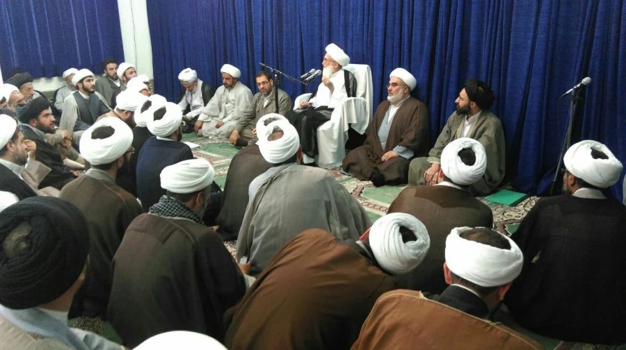 نخستین دوره آموزشی فرهنگی ائمه جماعات دانشگاه فرهنگیان سراسر کشور روز جمعه 26 شهریور در قم پایان یافت