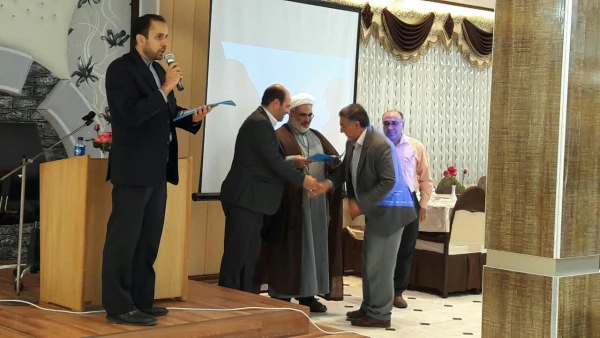 گزارش برگزاری همایش مدیران میزبان اولین گروه دانش آموختگان دانشگاه فرهنگیان - استان قم