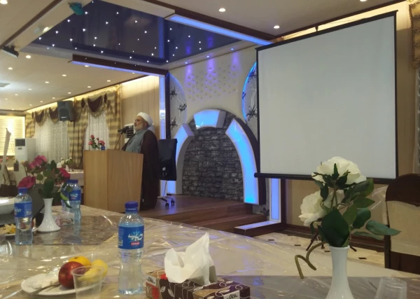 گزارش برگزاری همایش مدیران میزبان اولین گروه دانش آموختگان دانشگاه فرهنگیان - استان قم