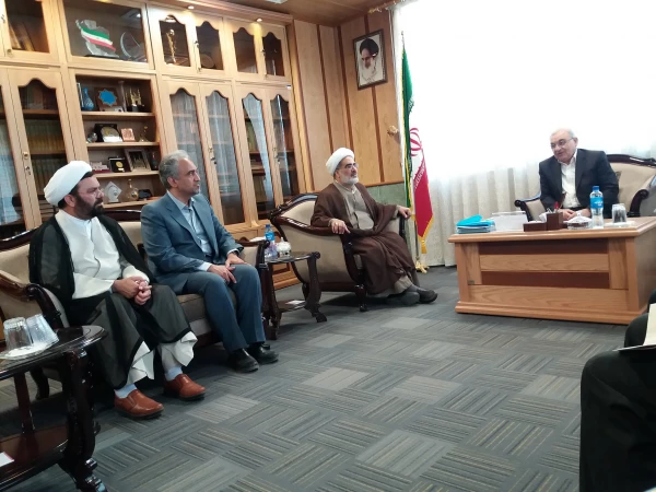 دیدار سرپرست امور پردیس های استان قم با استاندار
