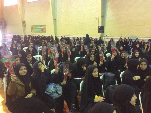 برگزاری جشن به مناسبت روز دانشجو در پردیس حضرت معصومه (س)