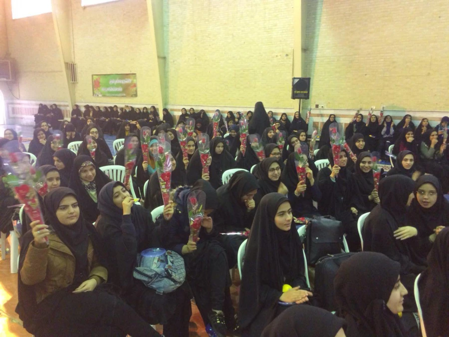 برگزاری جشن به مناسبت روز دانشجو در پردیس حضرت معصومه (س)