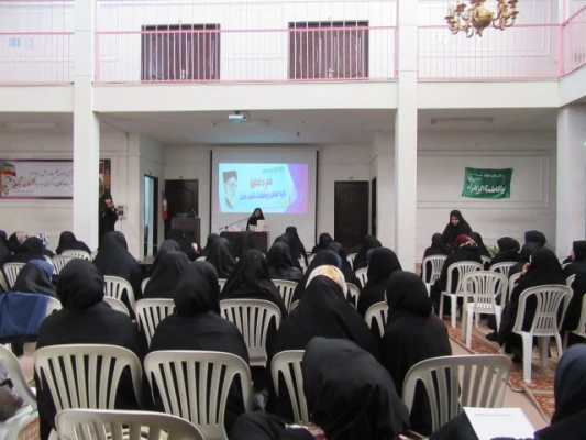 مراسم بزرگداشت هفته پژوهش و روز وحدت حوزه و دانشگاه در پردیس حضرت معصومه(س)