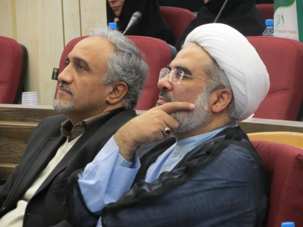 همایش بزرگداشت هفته پژوهش وتجلیل از پژوهشگران برتر استانی پردیس های دانشگاه فرهنگیان  استان قم