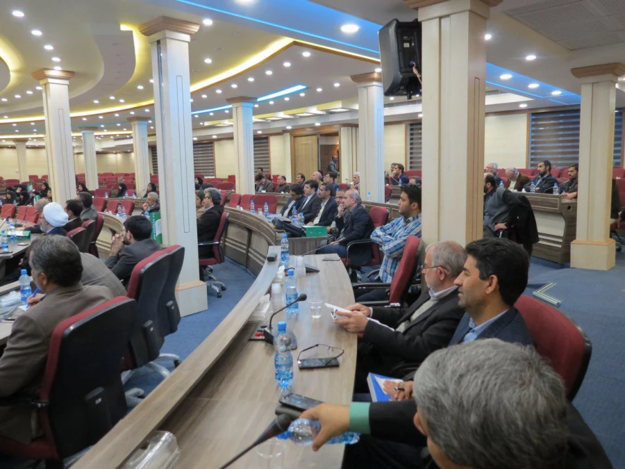 همایش بزرگداشت هفته پژوهش وتجلیل از پژوهشگران برتر استانی پردیس های دانشگاه فرهنگیان  استان قم