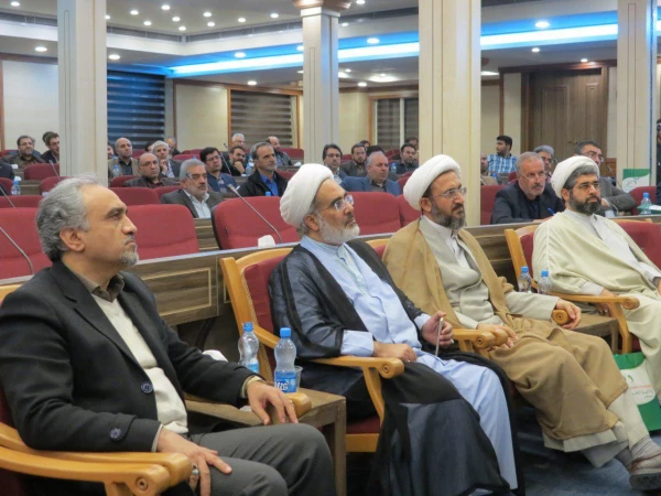 همایش بزرگداشت هفته پژوهش وتجلیل از پژوهشگران برتر استانی پردیس های دانشگاه فرهنگیان  استان قم