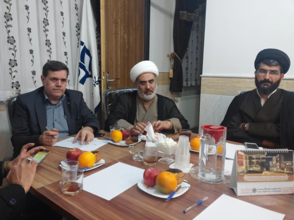 برگزاری جلسه شورای مدیریت امور پردیس های استان قم با حضور سرپرست محترم دانشگاه فرهنگیان جناب آقای دکتر خنیفر