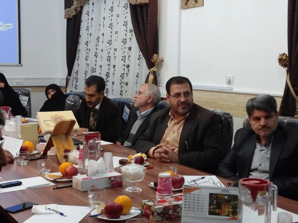 برگزاری جلسه شورای مدیریت امور پردیس های استان قم با حضور سرپرست محترم دانشگاه فرهنگیان جناب آقای دکتر خنیفر