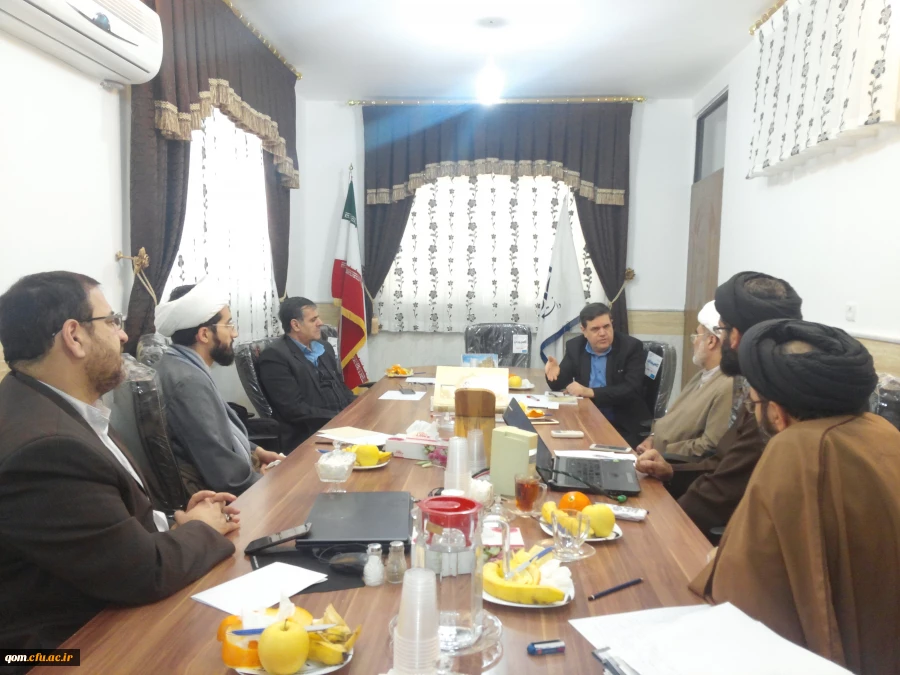 جلسه بررسی وضعیت پژوهشکده تعلیم تربیت اسلامی قم