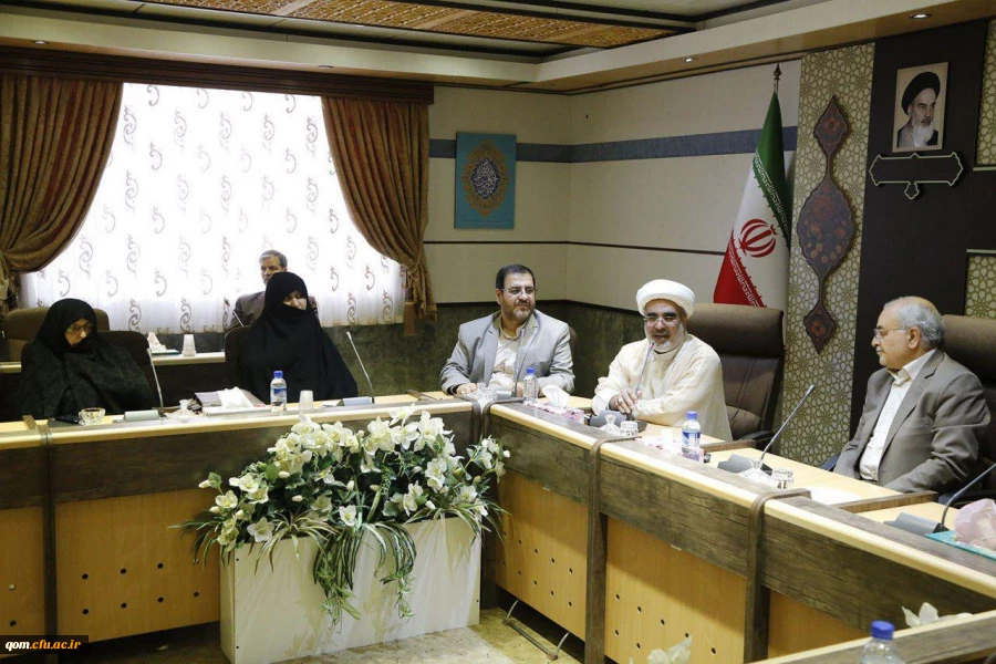 دیدار نوروزی شورای مدیریت امور پردیس های استانی دانشگاه فرهنگیان استان قم با استاندار