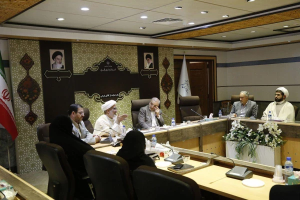 دیدار نوروزی شورای مدیریت امور پردیس های استانی دانشگاه فرهنگیان استان قم با استاندار