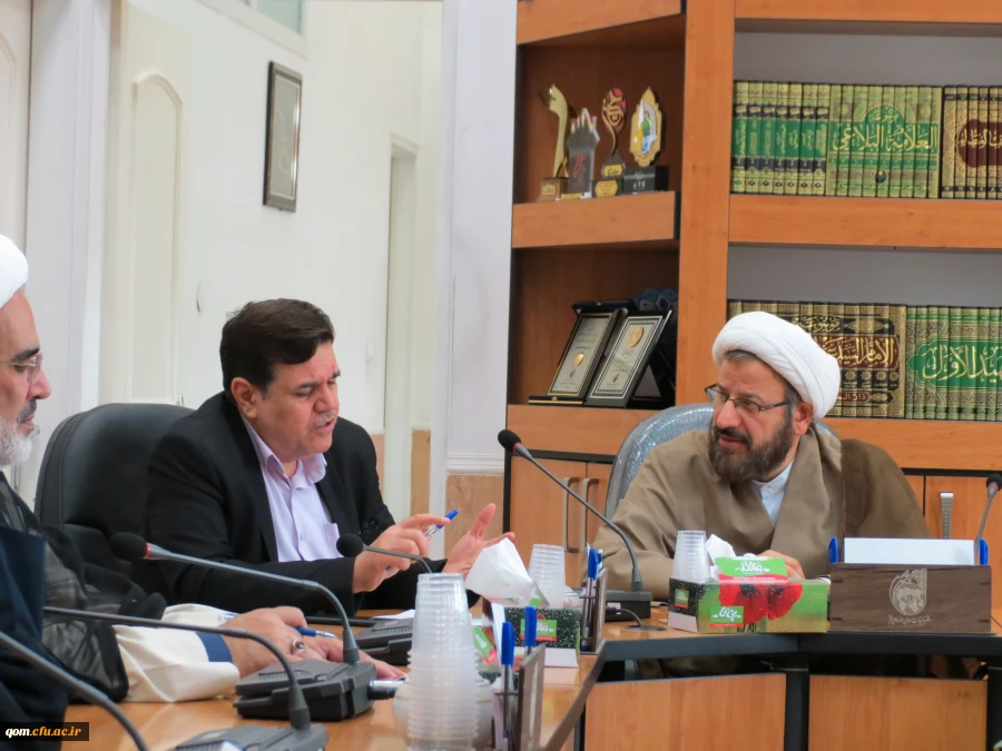 تعامل و همکاری دانشگاه فرهنگیان با دفتر تبلیغات حوزه علمیه قم