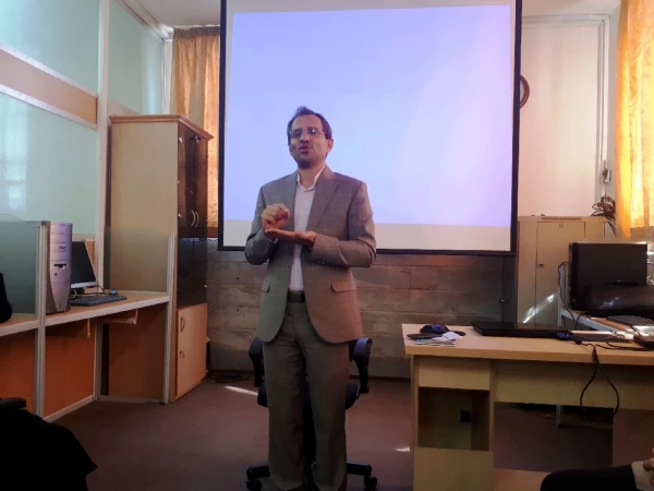 سفر معاون پژوهشی و فن آوری دانشگاه به قم