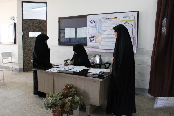 برگزاری امتحانات پایان ترم دانشجو معلمان و معلم دانشجویان دانشگاه فرهنگیان استان قم