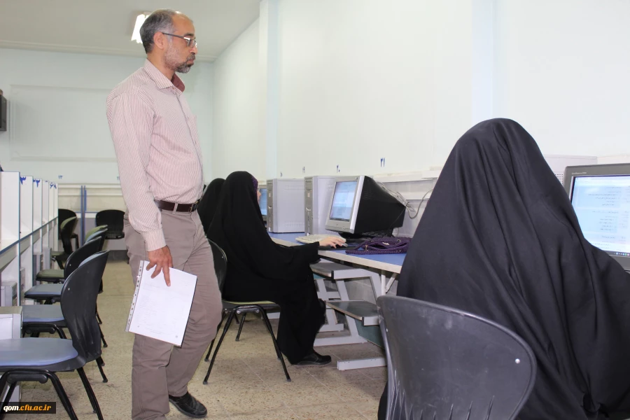 برگزاری آزمون برخط (آنلاین) رشته های کتبی بیست و هشتمین جشنواره فرهنگی و اجتماعی دانشجو معلمان در پردیس های دانشگاه فرهنگیان استان قم برگزار شد.