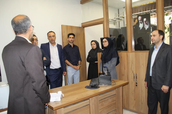 بازدید مسئولین هوشمند سازی دانشگاه از پردیس  های استان قم