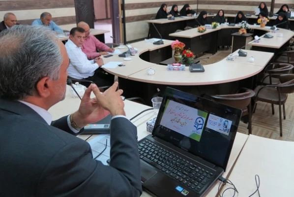 جلسه هم اندیشی با مشاوران آموزش وپرورش استان قم