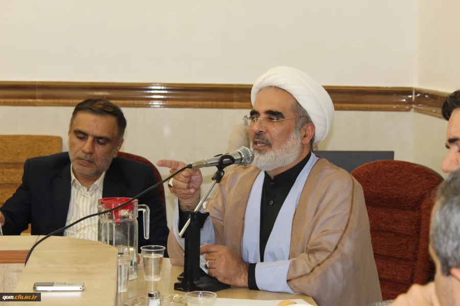 آیین تکریم و قدرانی از حجت الاسلام و المسلمین دکتر زارعی رضایی سرپرست سابق و معرفی جناب آقای محمدپور به عنوان سرپرست جدید مدیریت امور پردیس های استان قم