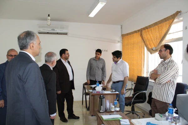 بازدید سرپرست مدیریت امور پردیس های استان قم از پایگاه های مصاحبه پذیرفته شدگان چند برابر ظرفیت در آزمون سراسری 97