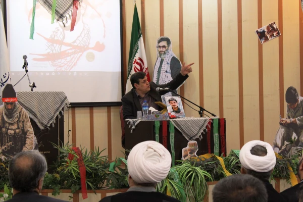 همایش بزرگداشت هفته دفاع مقدس اساتید و کارکنان دانشگاه فرهنگیان استان قم با حضور دکتر خنیفر ریاست محترم دانشگاه فرهنگیان