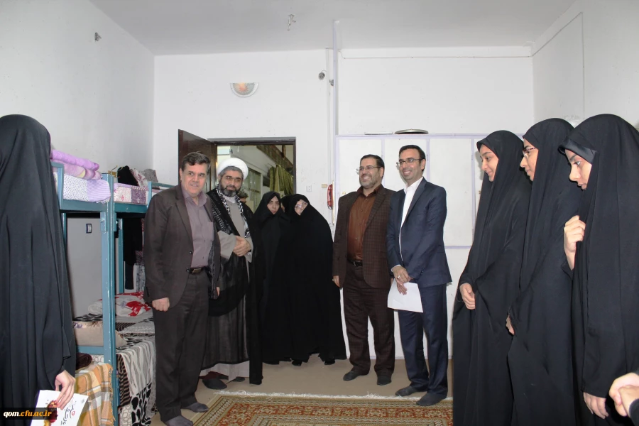 همایش بزرگداشت هفته دفاع مقدس اساتید و کارکنان دانشگاه فرهنگیان استان قم با حضور دکتر خنیفر ریاست محترم دانشگاه فرهنگیان