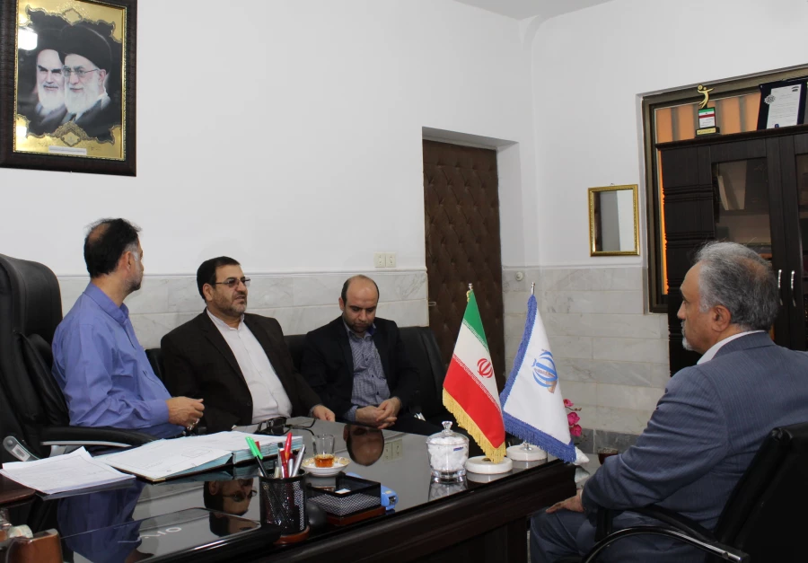 جلسه هماهنگی ستاد نکوداشت استان قم با مدیر کل آموزش و پرورش استان