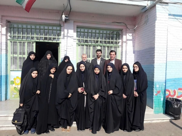 بازدید دکتر مشهدی مدیر امور مدارس وابسته و کارورزی دانشگاه فرهنگیان از مدیریت امور پردیس های استان قم