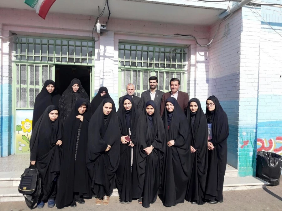 بازدید دکتر مشهدی مدیر امور مدارس وابسته و کارورزی دانشگاه فرهنگیان از مدیریت امور پردیس های استان قم