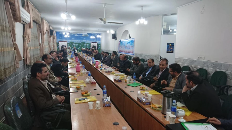 جلسه هم اندیشی اساتید مرکز آموزش عالی شهید مدنی(ره) قم با حضور دکتر  محمدی معاونت فرهنگی دانشگاه فرهنگیان