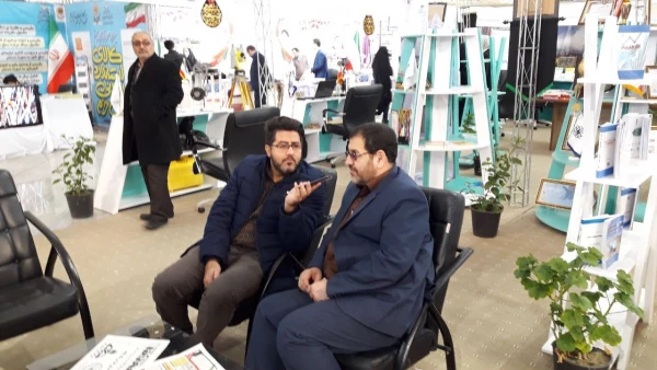 بازدید آقای محمدپور از نمایشگاه