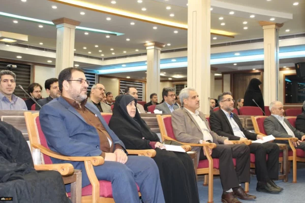 محمد پور در افتتاحیه دوره توان افزایی سرپرستان شبانه روزی جدید الانتصاب:
سرپرستان شبانه روزی می توانند در جهت رشد علمی، تربیت معنوی و حرفهای دانشجومعلمان گام اساسی بردارند.