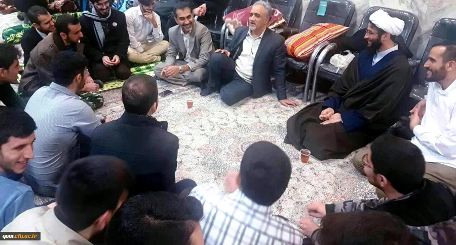 اعزام دانشجو معلمان دانشگاه فرهنگیان استان قم جهت عزیمت به اردو راهیان نور