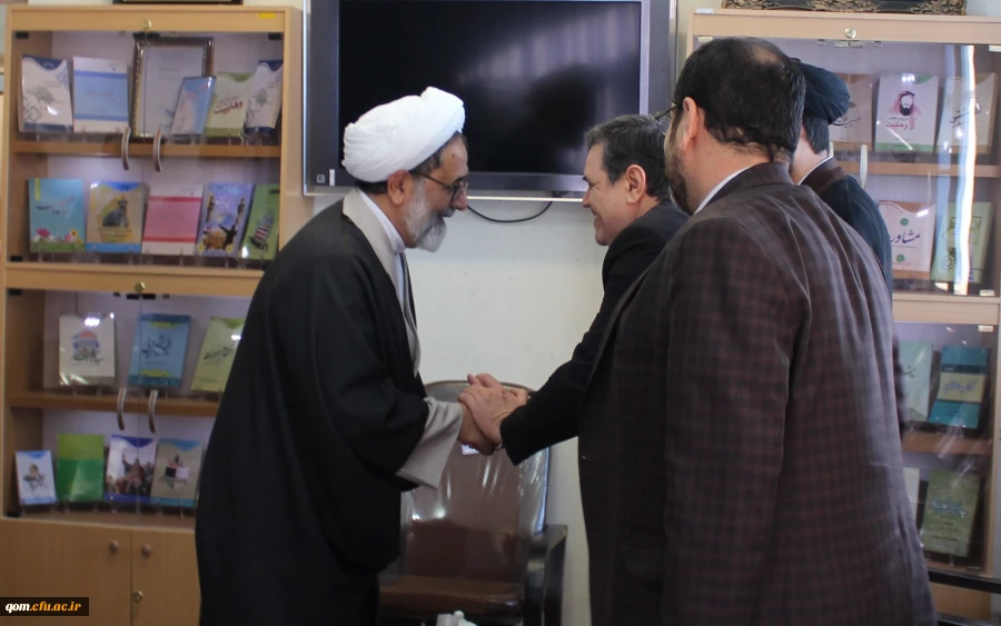 دیدار رییس دانشگاه فرهنگیان با مسئولان مجتمع آموزشی پژوهشی تبلیغ حوزه علمیه قم