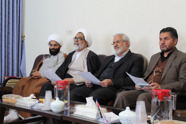 دیدار رییس دانشگاه فرهنگیان با مسئولان مجتمع آموزشی پژوهشی تبلیغ حوزه علمیه قم