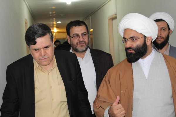 دیدار رییس دانشگاه فرهنگیان با مسئولان مجتمع آموزشی پژوهشی تبلیغ حوزه علمیه قم