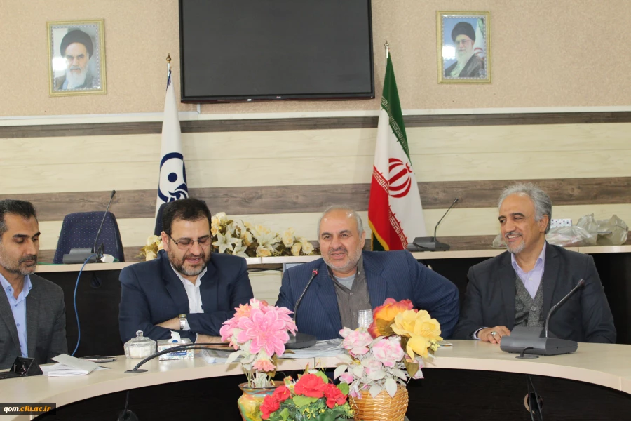 دیدار مدیریت امور پردیس های استان با کارکنان دانشگاه فرهنگیان استان قم در آستانه عید نوروز و میلاد با سعادت امیرالمومنین(ع) و روز پدر