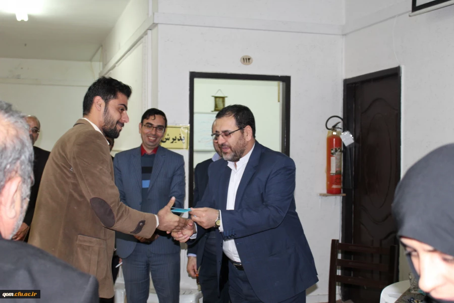 دیدار مدیریت امور پردیس های استان با کارکنان دانشگاه فرهنگیان استان قم در آستانه عید نوروز و میلاد با سعادت امیرالمومنین(ع) و روز پدر