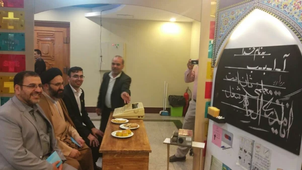 آلبوم تصویری غرفه استان قم درنمایشگاه نکوداشت یکصدمین سال تاسیس تربیت معلم در ایران