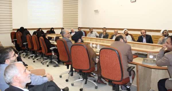 برگزاری اولین جلسه هم اندیشی شوراهای مدیریت امور پردیس های استان قم