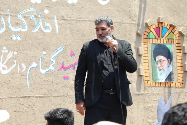 تشییع پیکر شهید گمنام 17 ساله در دانشگاه فرهنگیان استان قم