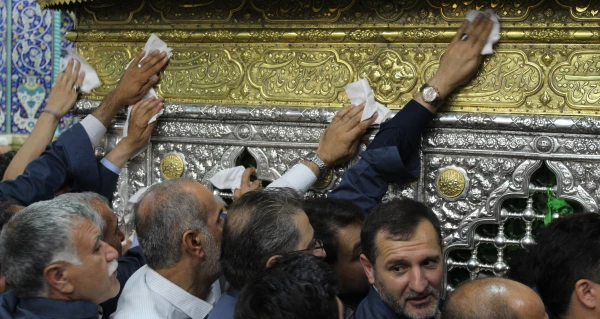 مراسم غبار روبی حرم مطهر فاطمه معصومه(س)