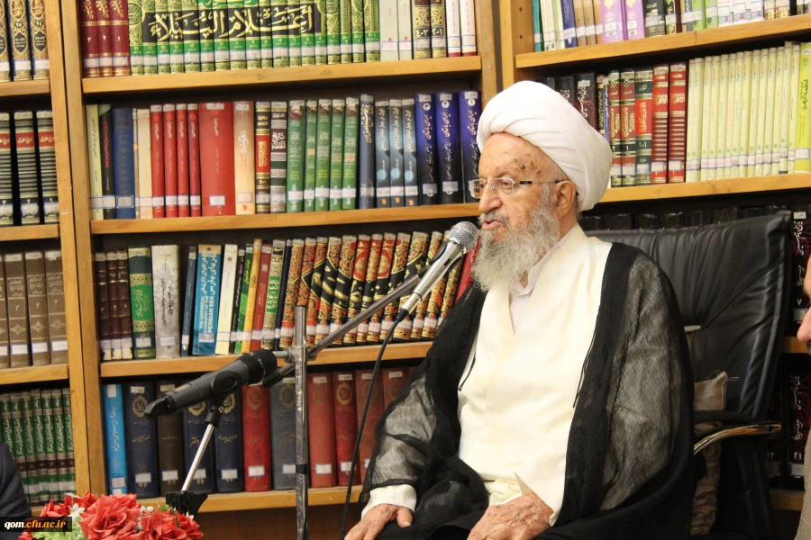 دیدار هیئت رئیسه دانشگاه به همراه مدیران استانی سراسر کشور دانشگاه فرهنگیان سراسر کشور با آیت الله العظمی مکارم شیرازی