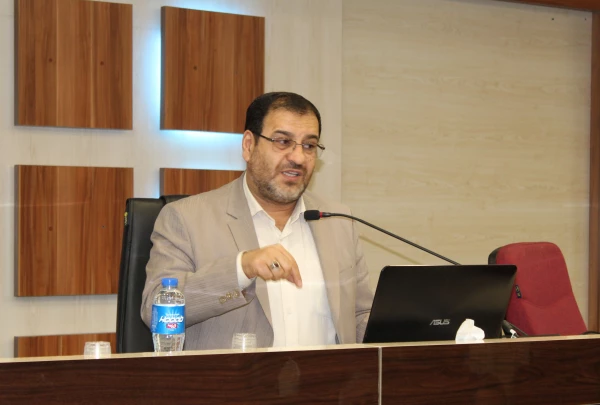 برگزاری جلسه توجیهی مصاحبه گران چند برابر ظرفیت ورودی دانشگاه فرهنگیان استان قم 2