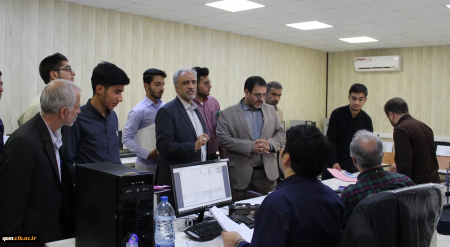 بازدید سرپرست مدیریت استانی از مراحل مصاحبه شوندگان چند برابر ظرفیت ورودی 98  3