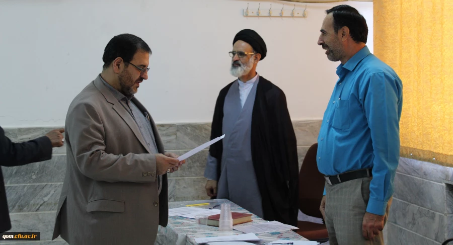 بازدید سرپرست مدیریت استانی از مراحل مصاحبه شوندگان چند برابر ظرفیت ورودی 98  5